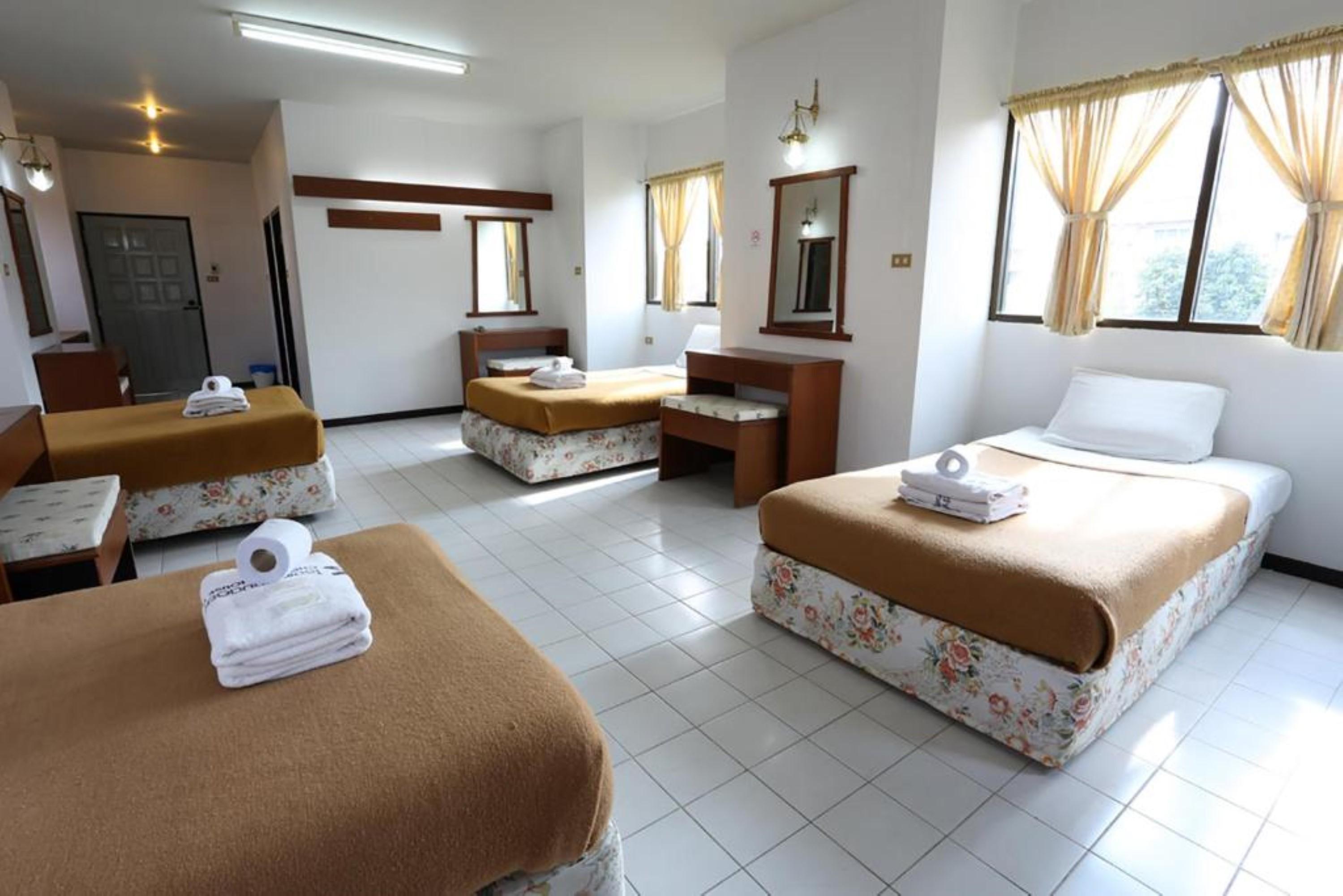 Chomdoi House Hotel Чиангмай Екстериор снимка