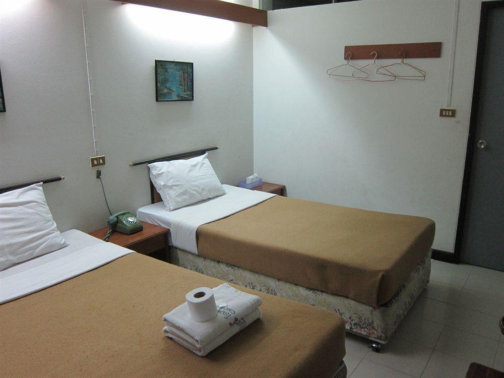 Chomdoi House Hotel Чиангмай Екстериор снимка