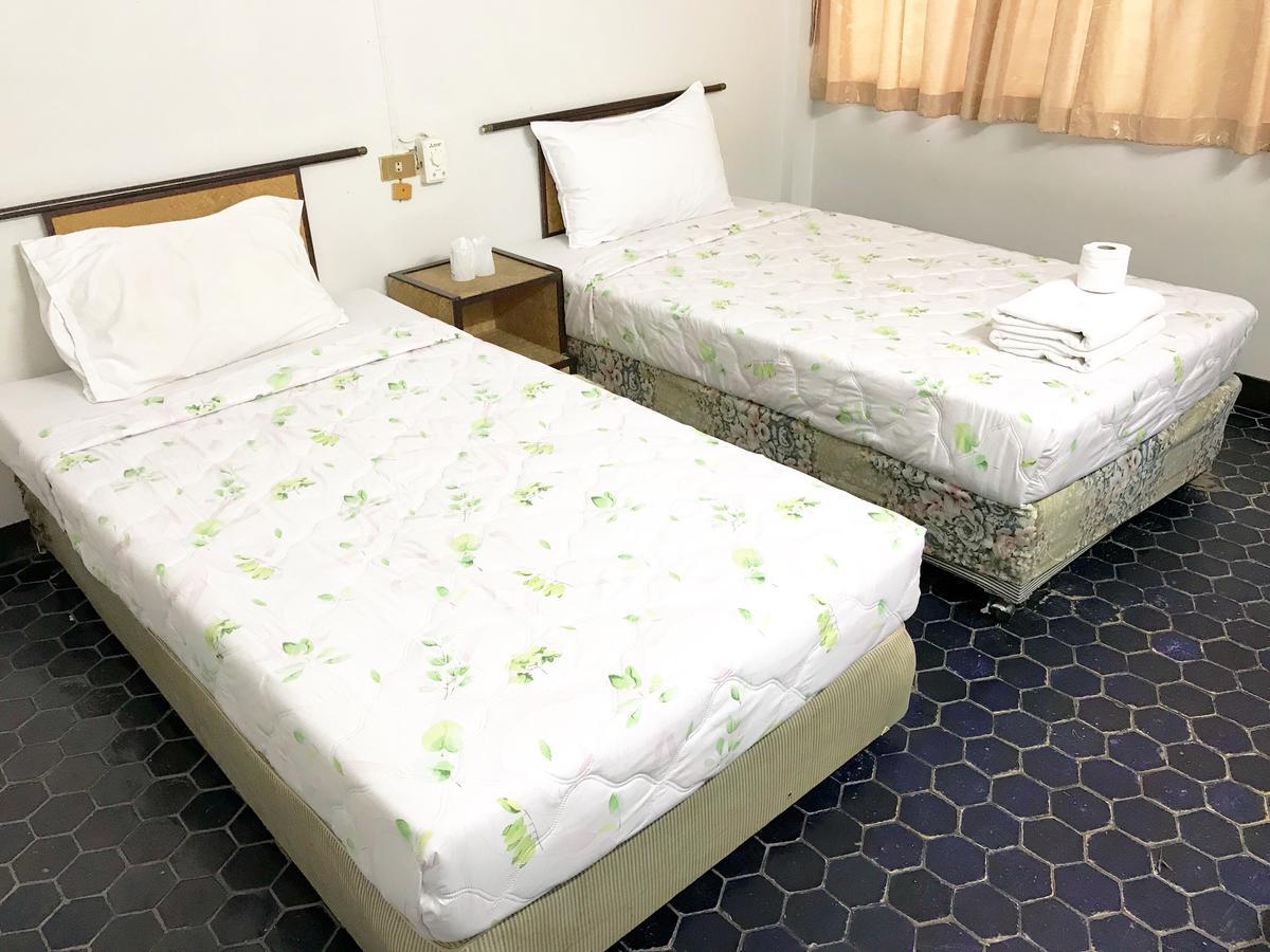 Chomdoi House Hotel Чиангмай Екстериор снимка